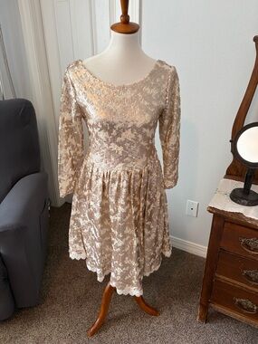 Gianni Bini cream and Champagne gold Sequin Midi Dress